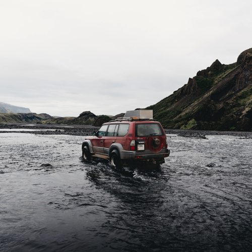 Green Cell Car Inverter 12V to 230V (voltage booster) 300W/600W Modified Sine Wave INV01DE for cars, motorhomes, caravans