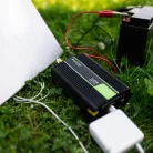 Green Cell Autoinverter 12V auf 230V (Spannungswandler) 500W/1000W, Reine Sinuswelle INV16 für PKW, Wohnmobil, Wohnwagen