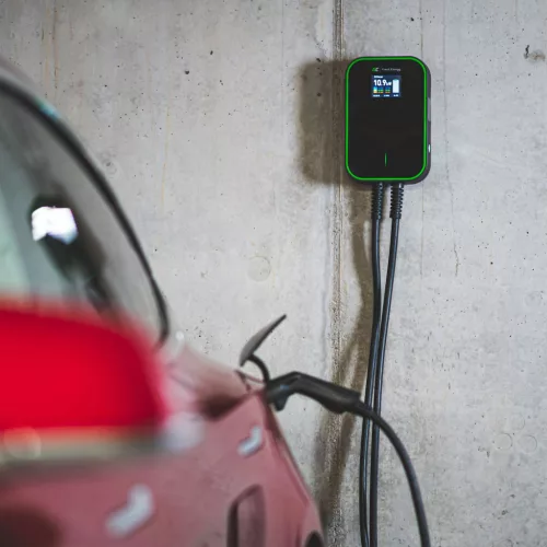 Falitöltő GC EV PowerBox 22kW hálózati töltő Type 2 kábellel tölthető elektromos autókhoz és Plug-In hybridekhez EV14