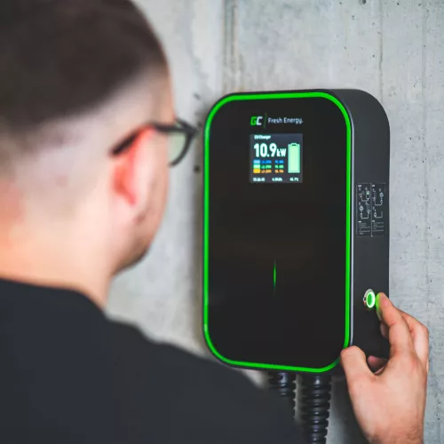 Wandladegerät GC EV PowerBox 22kW Netzladegerät mit Type 2 Stecker für ladbare Elektroautos und Plug-In-Hybride EV15RFID