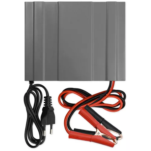 Qoltec intelligens mikroprocesszoros akkumulátortöltő 12/12,6/24 V, javítási funkcióval, AGM, GEL és LiFePO4 akkumulátorokhoz, LCD-kijelzővel
