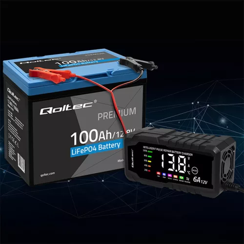 Qoltec intelligens mikroprocesszoros akkumulátortöltő AGM, GEL és LiFePO4 akkumulátorokhoz, 12 V / 6 A, LCD