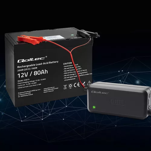 Qoltec intelligens mikroprocesszoros akkumulátortöltő 12 V / 5 A AGM, GEL és SLA akkumulátorokhoz – 6 lépcsős töltés