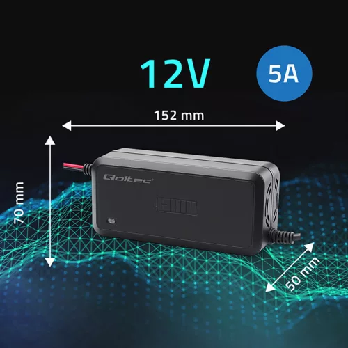 Qoltec intelligens mikroprocesszoros akkumulátortöltő 12 V / 5 A AGM, GEL és SLA akkumulátorokhoz – 6 lépcsős töltés