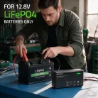 Qoltec Specialist LiFePO4-akkumulátortöltő 12,8 V / 10 A, PF 0,9, LED, intelligens töltés