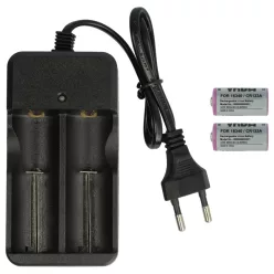   VHBW Dual Charger for CR123A Batteries - 800 mAh 3.6 V Li-Ion