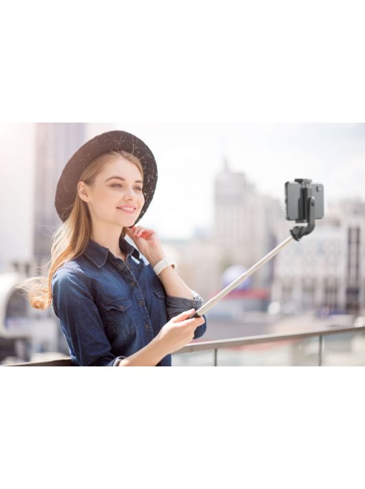 Cellularline Bluetooth selfie stick Freedom with tripod function, black