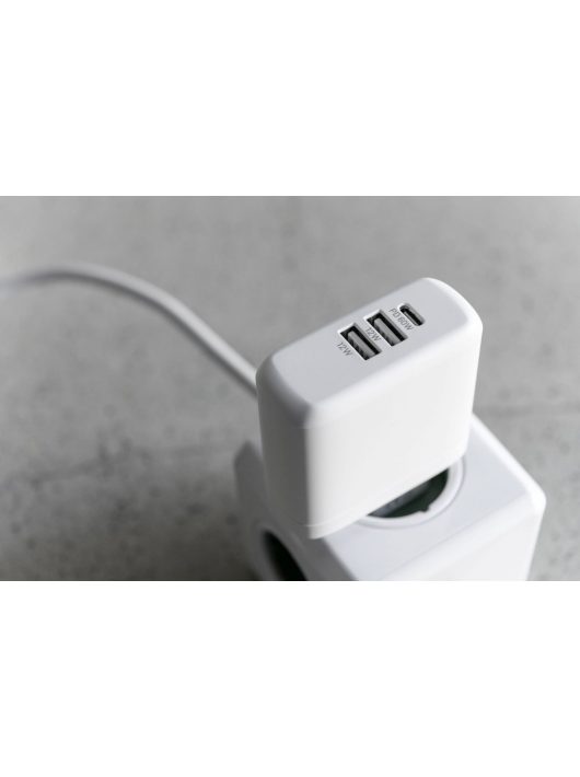 FIXED gyorstöltő 1db USB-C és 2db USB port, PD támogatás, 60W, fehér