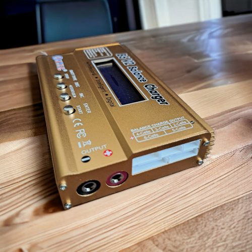 HTRC LiPo Ladegerät, RC Balancer Schnellladegerät/Entladegerät 1S-6S AC/DC B6V2 digitales Akkupack Ladegerät für NiCd, Li-ion, Life, NiMH, LiHV, PB intelligente Batterien (Gold)