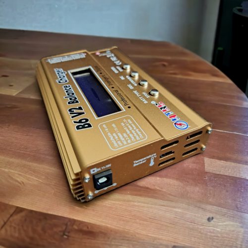 HTRC LiPo Ladegerät, RC Balancer Schnellladegerät/Entladegerät 1S-6S AC/DC B6V2 digitales Akkupack Ladegerät für NiCd, Li-ion, Life, NiMH, LiHV, PB intelligente Batterien (Gold)