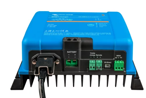 Victron Energy Smart IP43 Charger 24/25(1+1) 120-240V