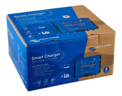Victron Energy Smart IP43 Charger 36/15(1) 120-240V