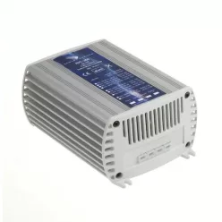   Samlex IDC-360A-12 galvanikusan leválasztott DC-DC konverter