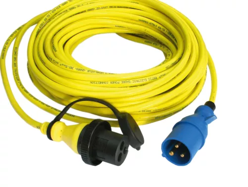Victron Energy 16A/250V CEE plug / 32A CEE socket adapter cable