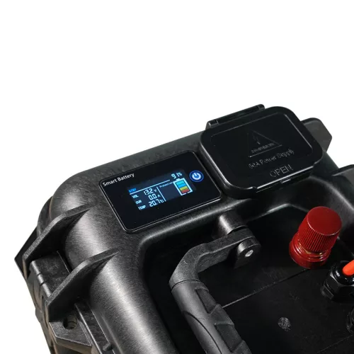 Ultimatron France ULP sorozat hordozható 12,8 V 100 Ah LiFePO4 akkumulátor (Smart BMS, Bluetooth és színes kijelző)